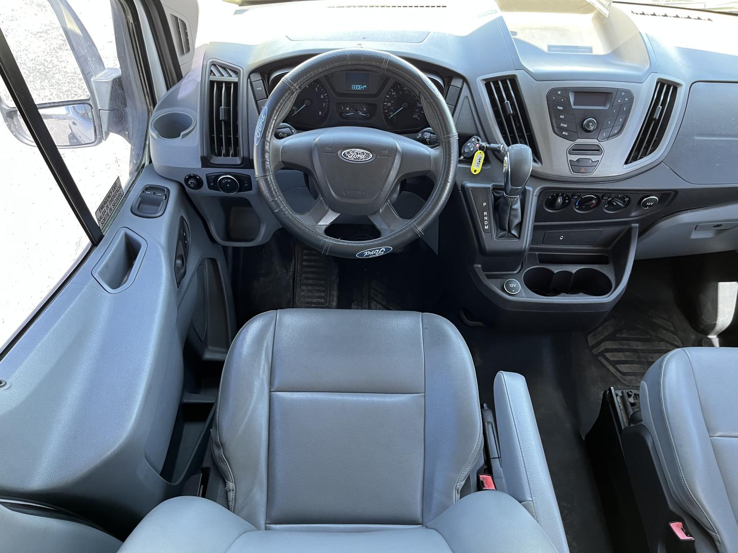 ./imagenes/INVOICE/2019/16421/CAMIONETA FORD T-350 (17).JPG